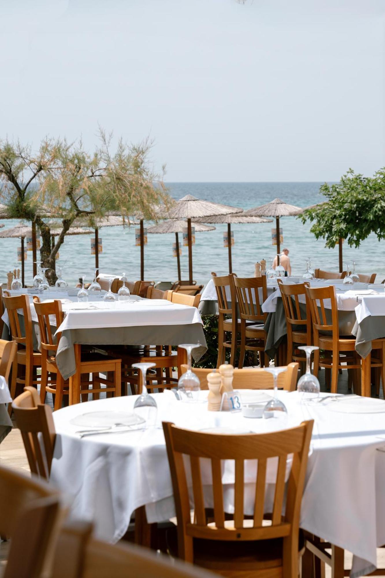 Georgalas Rest Apartments Nea Kallikrateia Екстериор снимка