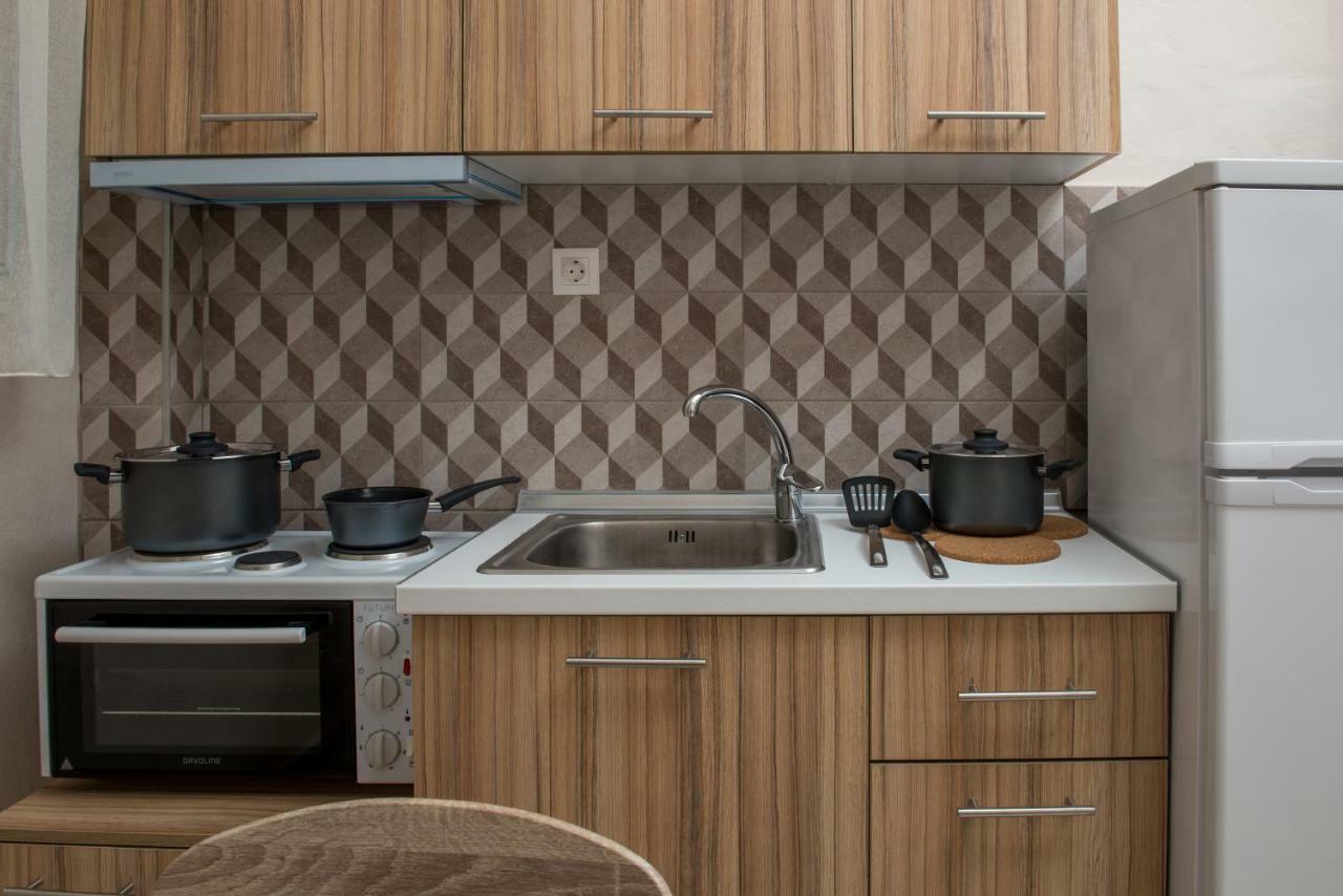 Georgalas Rest Apartments Nea Kallikrateia Екстериор снимка