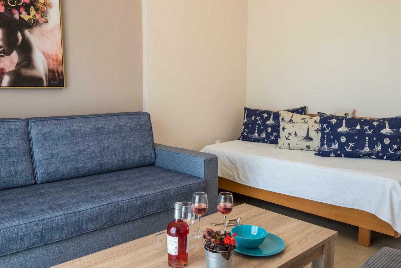 Georgalas Rest Apartments Nea Kallikrateia Екстериор снимка